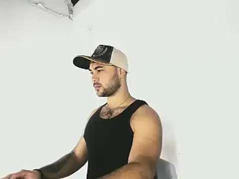 Snapshot of Sebas-hott chatting on October 15, 2025, 10:32 pm Sebas-hott online show from October 15, 2025, 10:32 pm