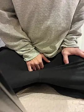 Snapshot of saku_chan_live chatting on January 6, 2025, 4:13 pm saku chan live online show from January 6, 2025, 4:13 pm