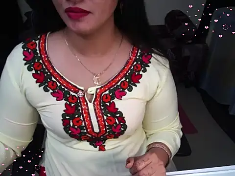 Snapshot of Arushisingh8888 chatting on January 19, 2026, 11:25 am Arushisingh8888 online show from January 19, 2026, 11:25 am