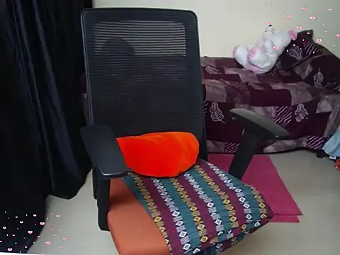 Snapshot of Arushisingh8888 chatting on February 7, 2026, 1:37 pm Arushisingh8888 online show from February 7, 2026, 1:37 pm