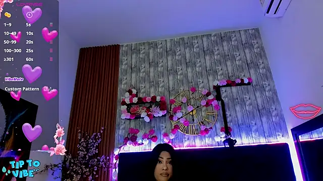 Neko Misaki online show from September 17, 2025, 12:18 pm