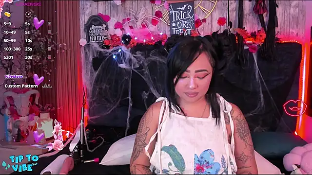 Neko Misaki online show from October 11, 2025, 12:15 pm