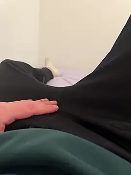 Snapshot of PLUK16 chatting on February 6, 2026, 10:13 pm PLUK16 online show from February 6, 2026, 10:13 pm