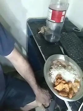 pikalindaxx online show from February 25, 2026, 3:54 pm