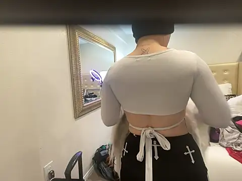 tatted-bitty online show from March 14, 2025, 7:59 am