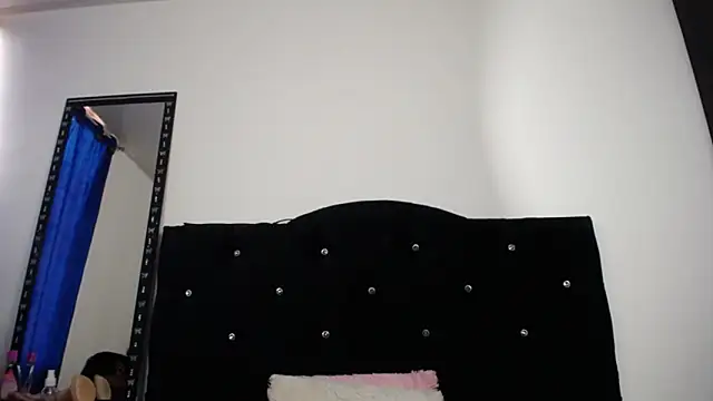 Snapshot of sweet_skylove_ chatting on February 21, 2026, 9:49 pm sweet skylove online show from February 21, 2026, 9:49 pm