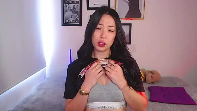 lilyy evanss online show from March 22, 2025, 7:09 pm