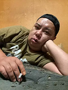 punk0805 online show from October 12, 2025, 12:59 pm