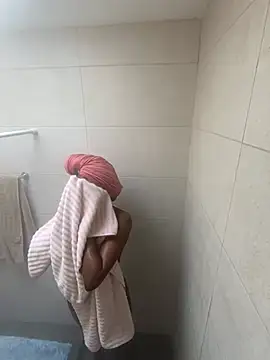 SUUKAM online show from February 23, 2026, 8:28 pm