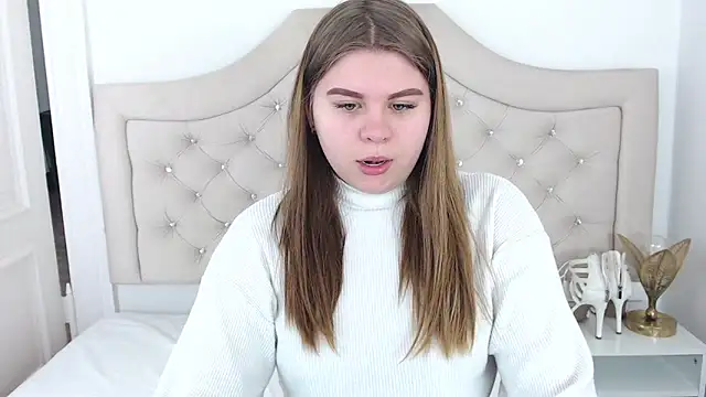 Snapshot of AbbyPleasure chatting on December 13, 2024, 9:57 am AbbyPleasure online show from December 13, 2024, 9:57 am