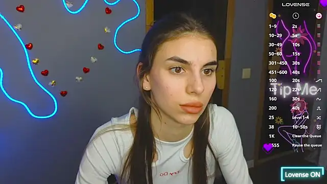 EmmyGreans online show from March 13, 2025, 3:39 pm