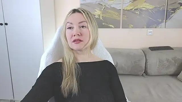 Snapshot of ElleCherry chatting on February 28, 2026, 1:12 pm ElleCherry online show from February 28, 2026, 1:12 pm