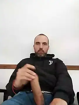 leon3875 online show from December 19, 2024, 3:30 pm