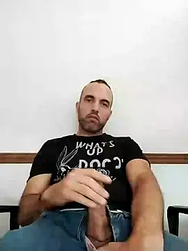 leon3875 online show from January 9, 2025, 3:12 pm