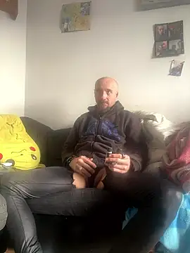 Snapshot of branleurbidu90 chatting on January 14, 2026, 9:15 am branleurbidu90 online show from January 14, 2026, 9:15 am