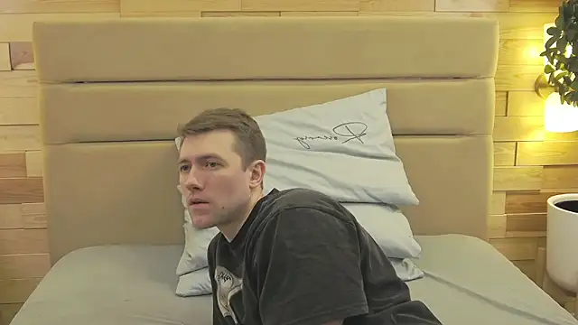 EthanPinkman online show from March 1, 2026, 3:41 am