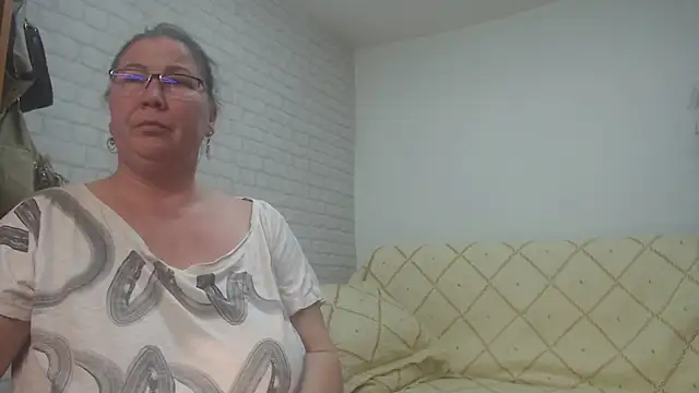 EmmaSquirt online show from February 13, 2025, 9:27 pm