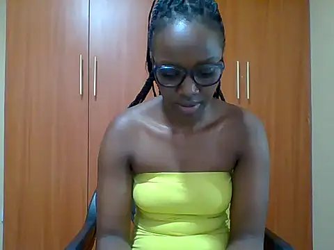 Snapshot of sexy_darleen23 chatting on February 2, 2026, 9:41 am sexy darleen23 online show from February 2, 2026, 9:41 am