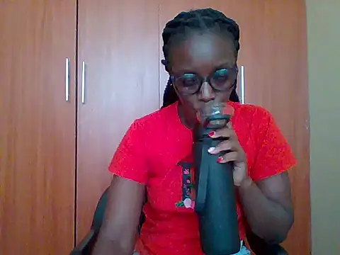 Snapshot of sexy_darleen23 chatting on February 4, 2026, 2:23 pm sexy darleen23 online show from February 4, 2026, 2:23 pm