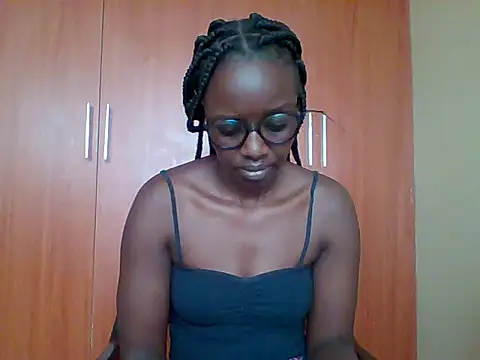 Snapshot of sexy_darleen23 chatting on February 18, 2026, 9:49 am sexy darleen23 online show from February 18, 2026, 9:49 am