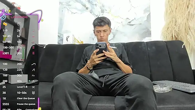 andy dwels777 online show from February 23, 2026, 9:56 pm