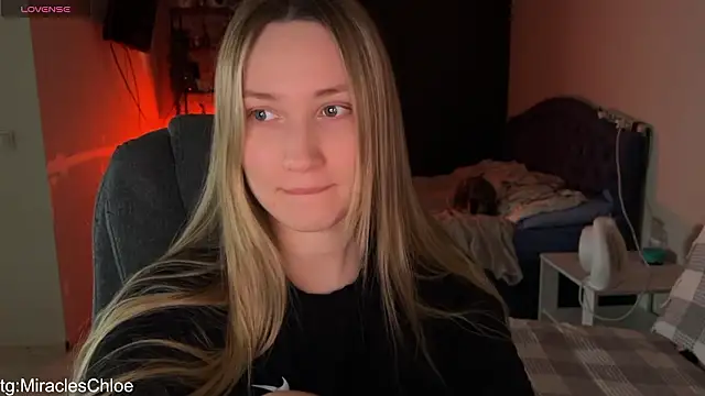 ChloeMillerMeow online show from February 19, 2026, 3:19 pm