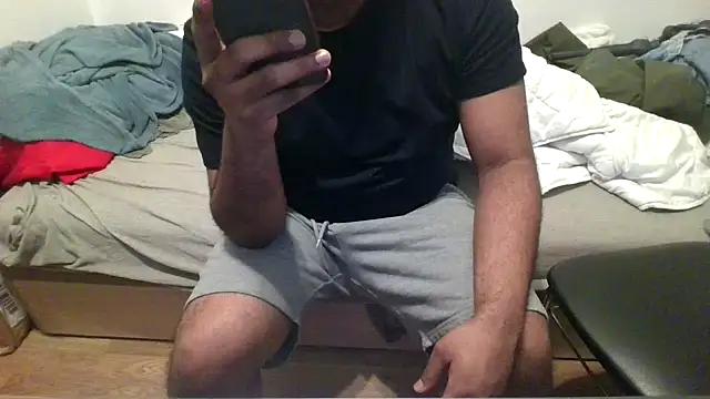 Snapshot of Indianluckyboytits chatting on December 9, 2024, 3:54 pm Indianluckyboytits online show from December 9, 2024, 3:54 pm