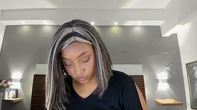 Adelehottman online show from December 4, 2025, 12:14 pm