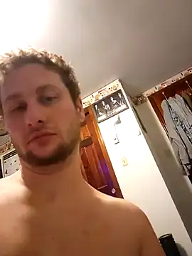 Snapshot of Seymour93 chatting on December 12, 2024, 12:27 am Seymour93 online show from December 12, 2024, 12:27 am