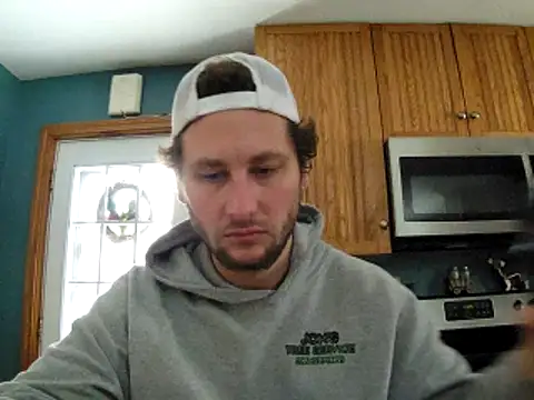 Snapshot of Seymour93 chatting on February 13, 2025, 4:28 pm Seymour93 online show from February 13, 2025, 4:28 pm