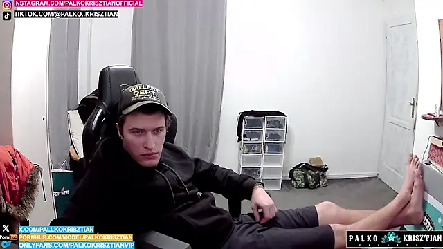 Snapshot of PKrisztian chatting on February 9, 2026, 6:12 pm PKrisztian online show from February 9, 2026, 6:12 pm