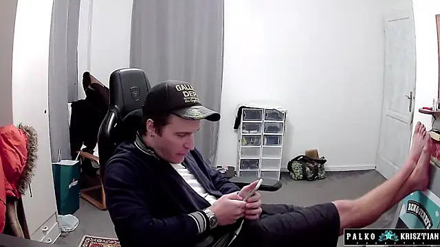 Snapshot of PKrisztian chatting on February 14, 2026, 6:37 pm PKrisztian online show from February 14, 2026, 6:37 pm