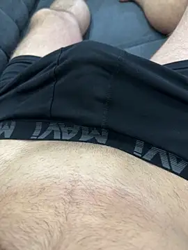 myleonss online show from December 18, 2025, 6:14 pm