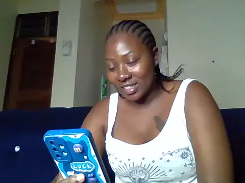 Snapshot of choco_dimples chatting on February 8, 2025, 5:50 pm choco dimples online show from February 8, 2025, 5:50 pm