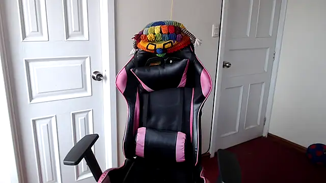 Jackyrose online show from September 18, 2025, 8:11 pm