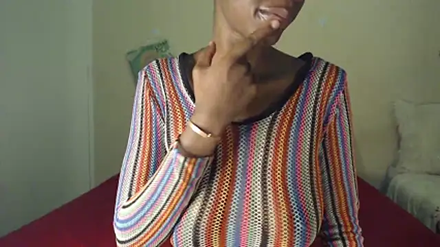 Blacktittiex02 online show from February 11, 2026, 10:15 pm