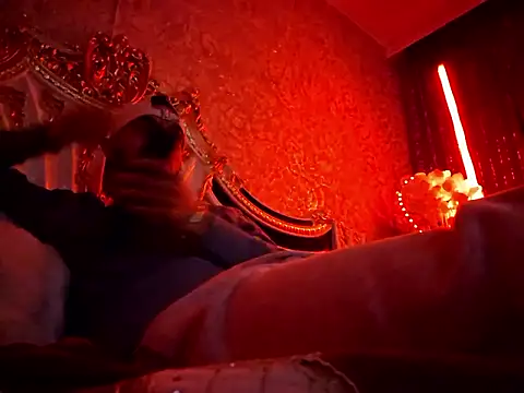 denisxlRo online show from February 26, 2026, 4:06 pm