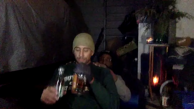 Snapshot of TheOnlyTwinTowers chatting on December 14, 2024, 10:45 am TheOnlyTwinTowers online show from December 14, 2024, 10:45 am