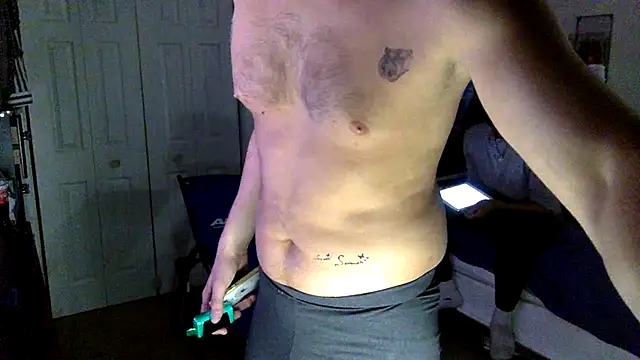 Snapshot of TheOnlyTwinTowers chatting on March 3, 2025, 4:58 am TheOnlyTwinTowers online show from March 3, 2025, 4:58 am