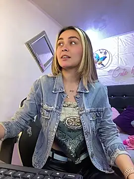 emma oxford online show from December 19, 2024, 9:28 pm