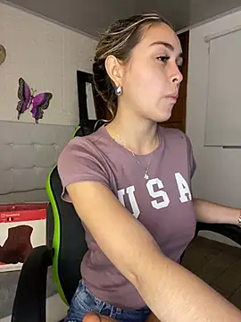 emma oxford online show from February 11, 2025, 2:46 am