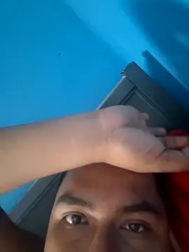 Snapshot of am100603 chatting on February 23, 2026, 8:28 pm am100603 online show from February 23, 2026, 8:28 pm