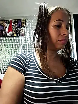 Snapshot of CaroMasha chatting on March 22, 2025, 11:31 pm CaroMasha online show from March 22, 2025, 11:31 pm