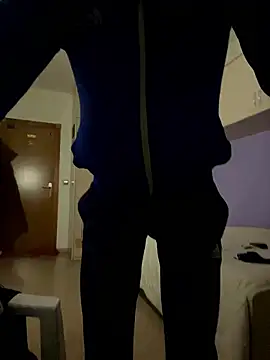 Kamaleonix online show from March 2, 2026, 9:54 pm