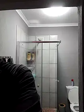 Snapshot of Zemox420 chatting on March 5, 2025, 3:07 pm Zemox420 online show from March 5, 2025, 3:07 pm