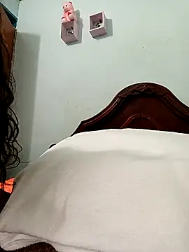 lunanataly online show from March 1, 2026, 3:47 pm