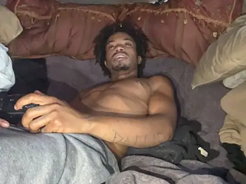 SlimeCrownzOut5 online show from February 26, 2026, 6:40 pm