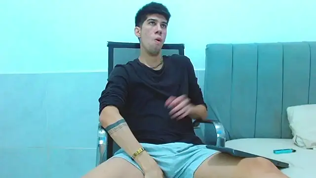 Snapshot of jhony-sex chatting on February 10, 2026, 6:39 am jhony-sex online show from February 10, 2026, 6:39 am