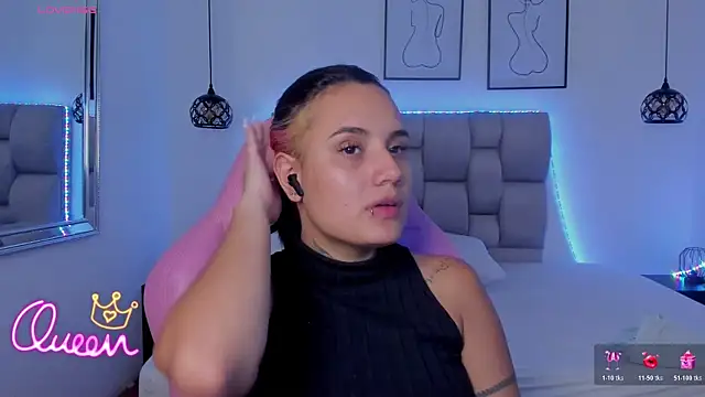 Snapshot of Susan-Sweet-7 chatting on February 10, 2026, 8:13 pm Susan-Sweet-7 online show from February 10, 2026, 8:13 pm