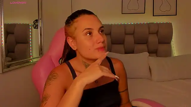 Snapshot of Susan-Sweet-7 chatting on February 12, 2026, 8:26 pm Susan-Sweet-7 online show from February 12, 2026, 8:26 pm